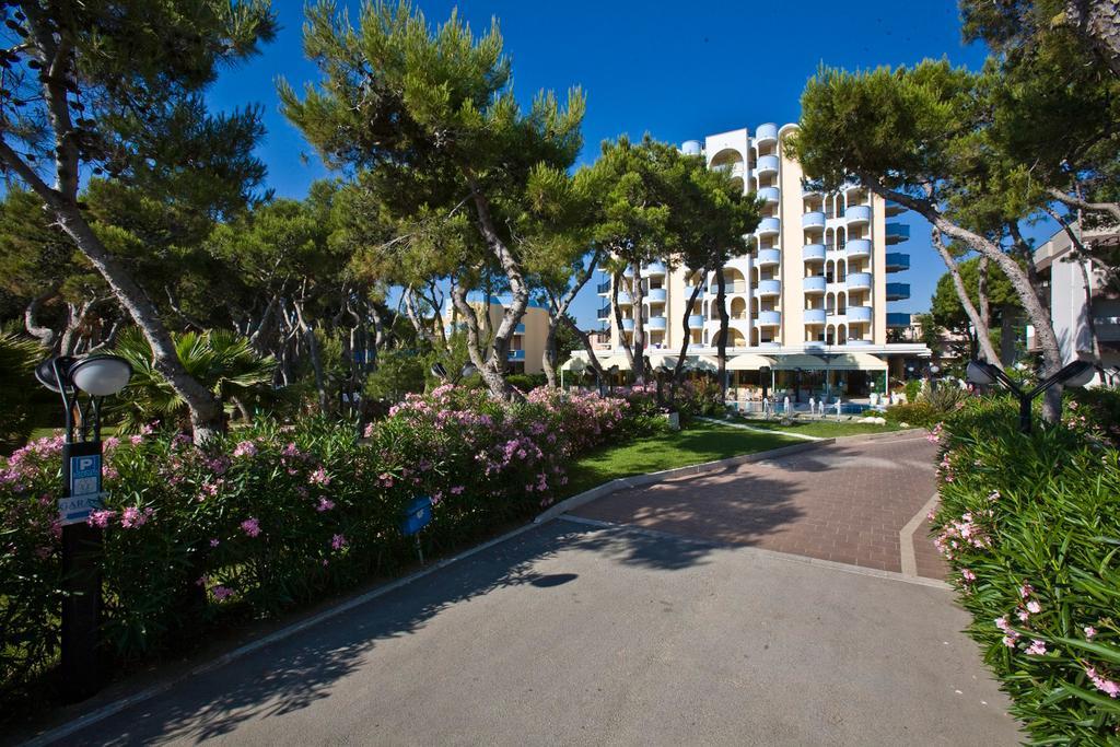 Hotel Parco Dei Principi Giulianova Eksteriør billede